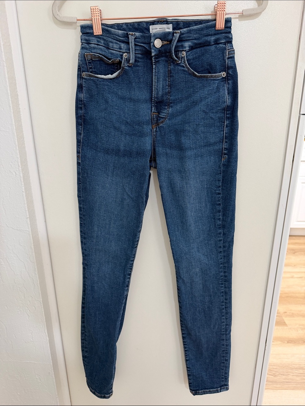 Good American Good Leg Mid-Rise Dark Blue Skinny Jeans | 00 / 24